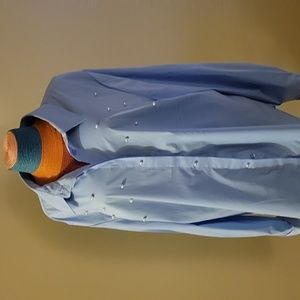 ZAC & RACHAEL Button down blouse with small pearl embellishments. Blue Size XL